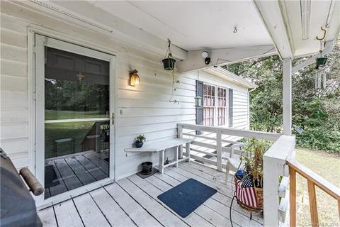1910 Bobby Ray Rd, Clover, SC 29710 photo 2