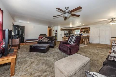 1910 Bobby Ray Rd, Clover, SC 29710 photo 7