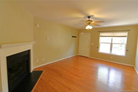 45 Singleton Ln, Fletcher, NC 28732 photo 2