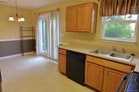 45 Singleton Ln, Fletcher, NC 28732 photo 6