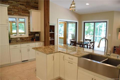 210 Pheasant Run, Flat Rock, NC 28731 photo 7