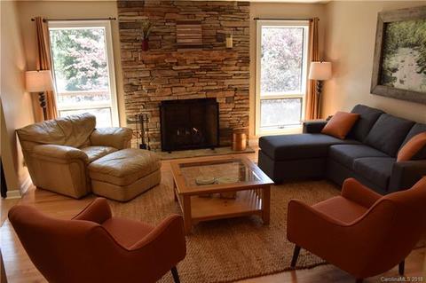 210 Pheasant Run, Flat Rock, NC 28731 photo 11