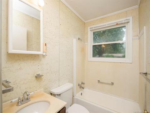 92 Josephine St, Sylva, NC 28779 photo 7