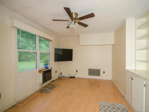 92 Josephine St, Sylva, NC 28779 photo 9
