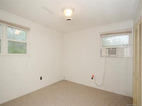 92 Josephine St, Sylva, NC 28779 photo 6