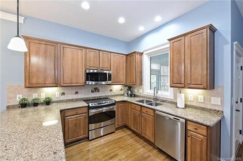 632 Bracket St, Fort Mill, SC 29708 photo 11
