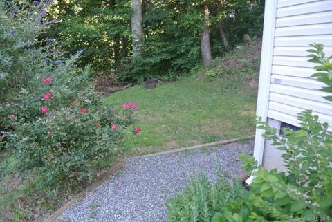 35 Back Branch Rd, Marshall, NC 28753 photo 2