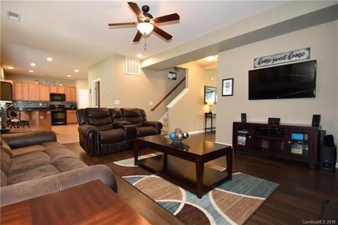 10928 Kingsview Dr, Davidson, NC 28036 photo 7