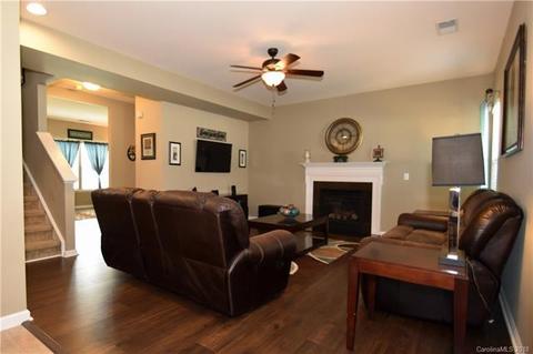 10928 Kingsview Dr, Davidson, NC 28036 photo 5