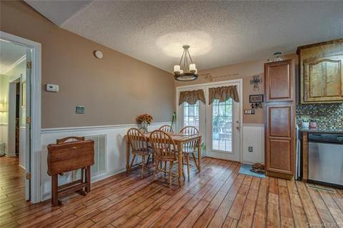 2412 Pine Forest Dr, Gastonia, NC 28056 photo 8