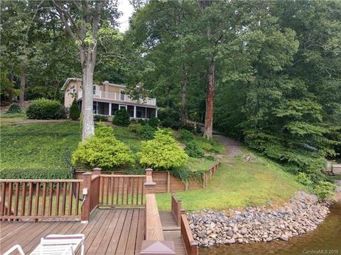 6538 Harbor Ln, Conover, NC 28613 photo 1