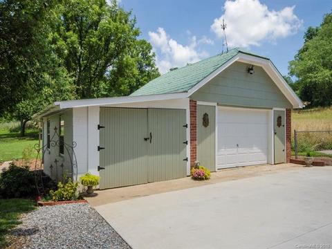 5285 Old Clyde Rd, Clyde, NC 28721 photo 17