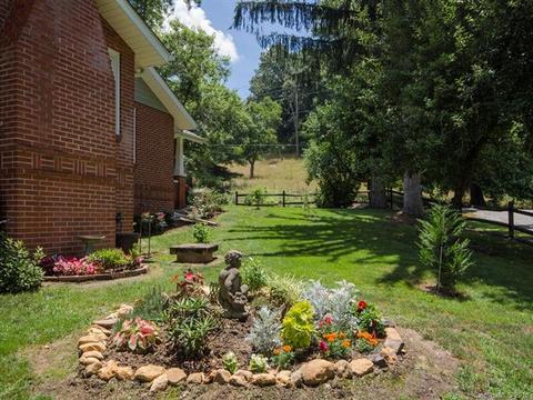 5285 Old Clyde Rd, Clyde, NC 28721 photo 21
