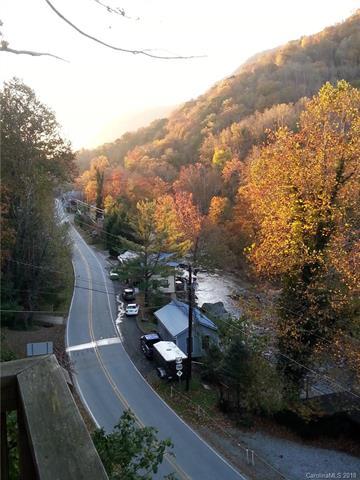 90 Bat Cave Dr, Hendersonville, NC 28792 photo 24