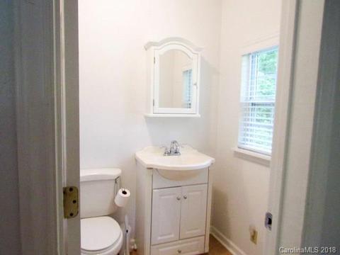 90 Bat Cave Dr, Hendersonville, NC 28792 photo 15