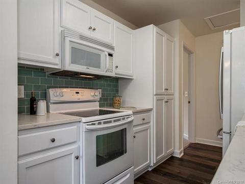 615 E 22nd St, Kannapolis, NC 28083 photo 4