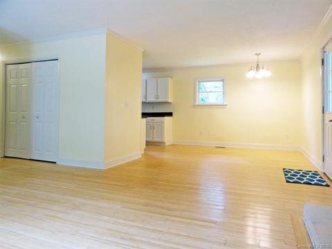 30 Keith Ct, Brevard, NC 28712 photo 6