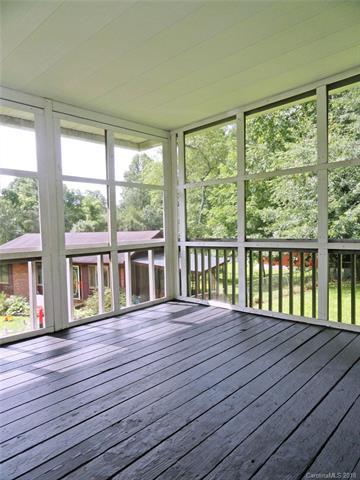30 Keith Ct, Brevard, NC 28712 photo 9