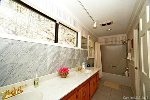 206 Cavern Rdg, Sylva, NC 28779 photo 17