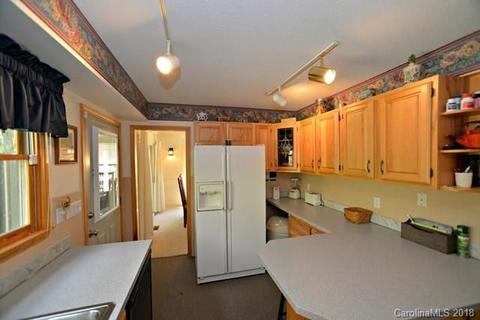 206 Cavern Rdg, Sylva, NC 28779 photo 13