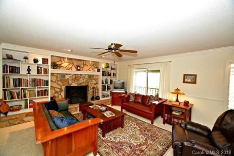206 Cavern Rdg, Sylva, NC 28779 photo 8