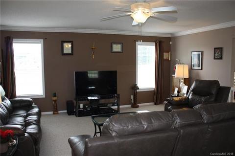 126 Lynnette Dr, Mount Ulla, NC 28125 photo 9