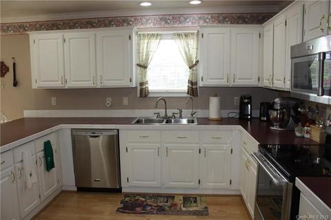 126 Lynnette Dr, Mount Ulla, NC 28125 photo 5