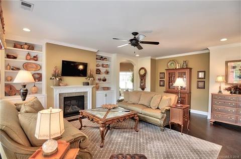 18741 Daymark Dr, Cornelius, NC 28031 photo 8