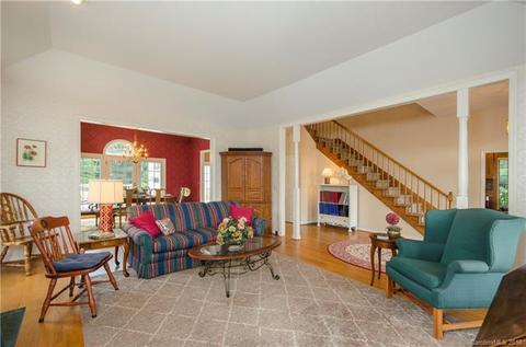 146 Megan Dr, Clyde, NC 28721 photo 8