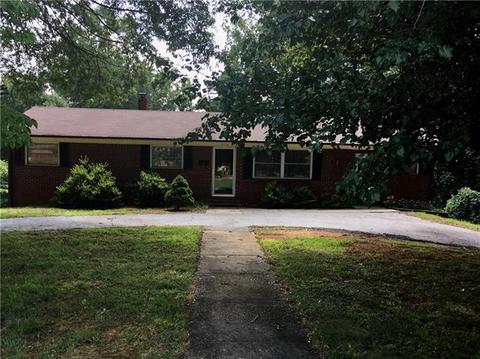 212 3rd Ave, Conover, NC 28613 photo 1