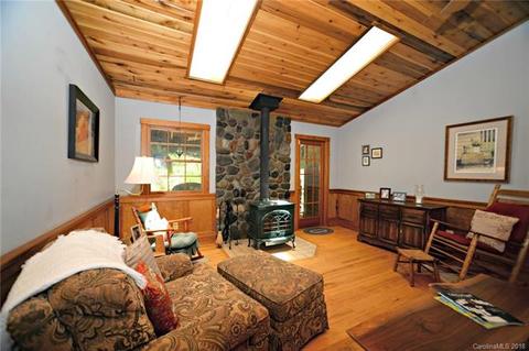 841 Falling Leaf Trl, Sylva, NC 28779 photo 11
