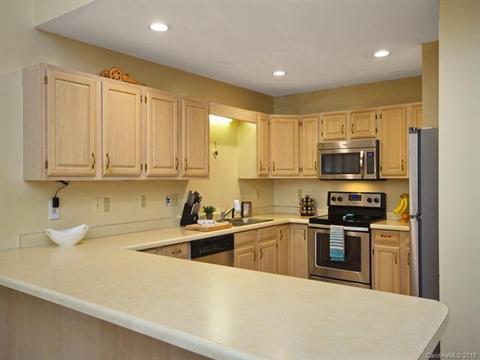 39 Forest Rd, Canton, NC 28716 photo 11