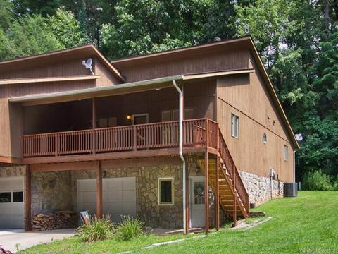 39 Forest Rd, Canton, NC 28716 photo 1