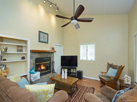 39 Forest Rd, Canton, NC 28716 photo 4