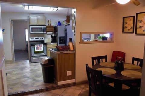 300 E Central Ave, Catawba, NC 28609 photo 4