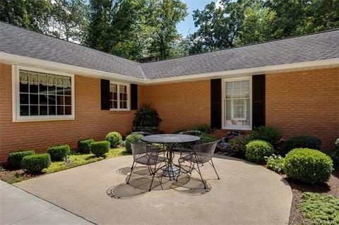 439 Cardinal Dr, Brevard, NC 28712 photo 6