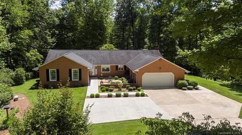 439 Cardinal Dr, Brevard, NC 28712 photo 1