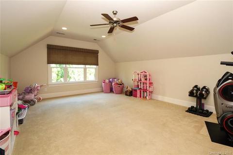 8418 Robbins Crescent Dr, Cornelius, NC 28031 photo 25