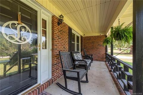 717 Bristol Pl, Lancaster, SC 29720 photo 5