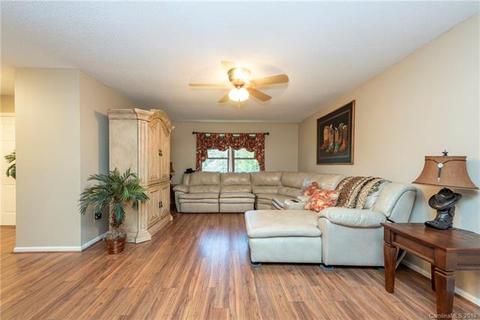 717 Bristol Pl, Lancaster, SC 29720 photo 9