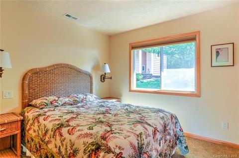 20 Fox Run Pl, Fairview, NC 28730 photo 18