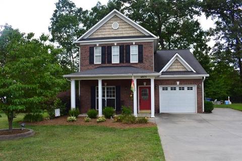 4875 Sage Meadows Cir, Hickory, NC 28601 photo 3