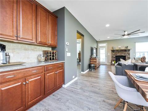 2031 Bishops Ct, Cornelius, NC 28031 photo 7