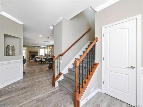 2031 Bishops Ct, Cornelius, NC 28031 photo 3