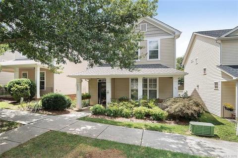 15529 Crossing Gate Dr, Cornelius, NC 28031 photo 1