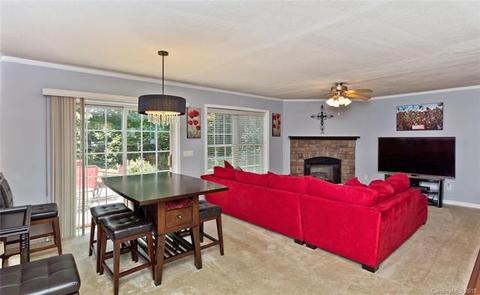 151 Whitaker Rd, Fairview, NC 28730 photo 7
