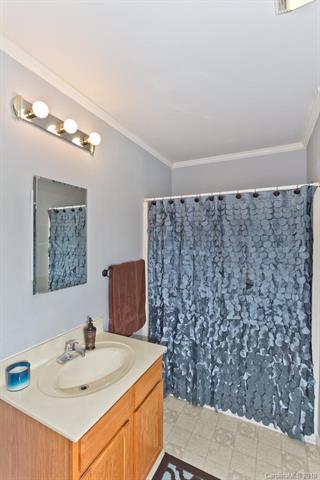 151 Whitaker Rd, Fairview, NC 28730 photo 23