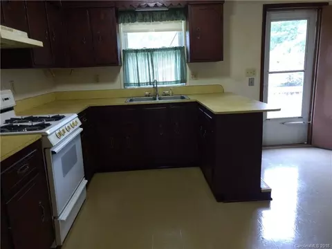 414 Blanton Rd, Mill Spring, NC 28756 photo 5