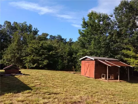 414 Blanton Rd, Mill Spring, NC 28756 photo 18