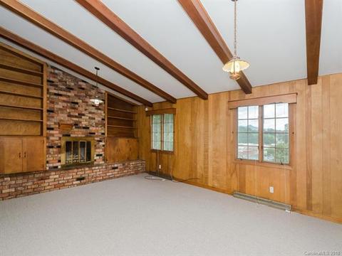 35 Maple St, Canton, NC 28716 photo 3